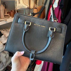 Michael KORS structured crossbody